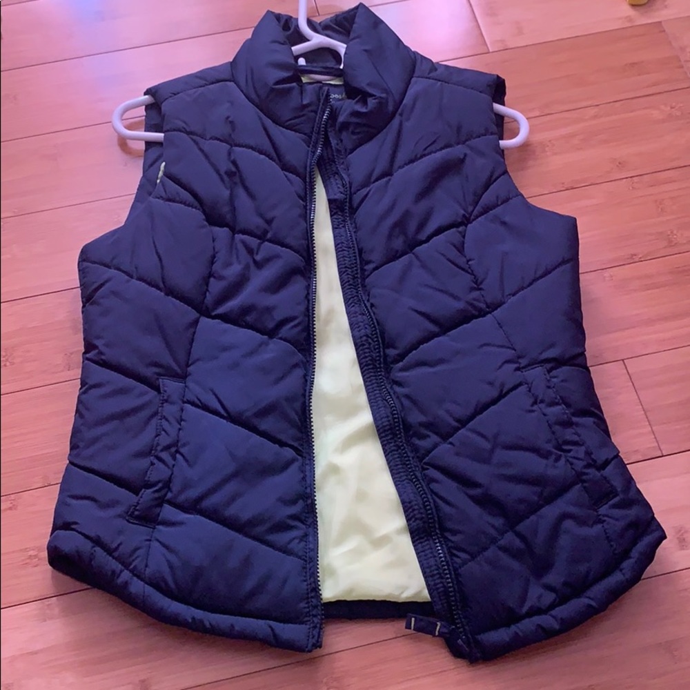 Aeropostale vest